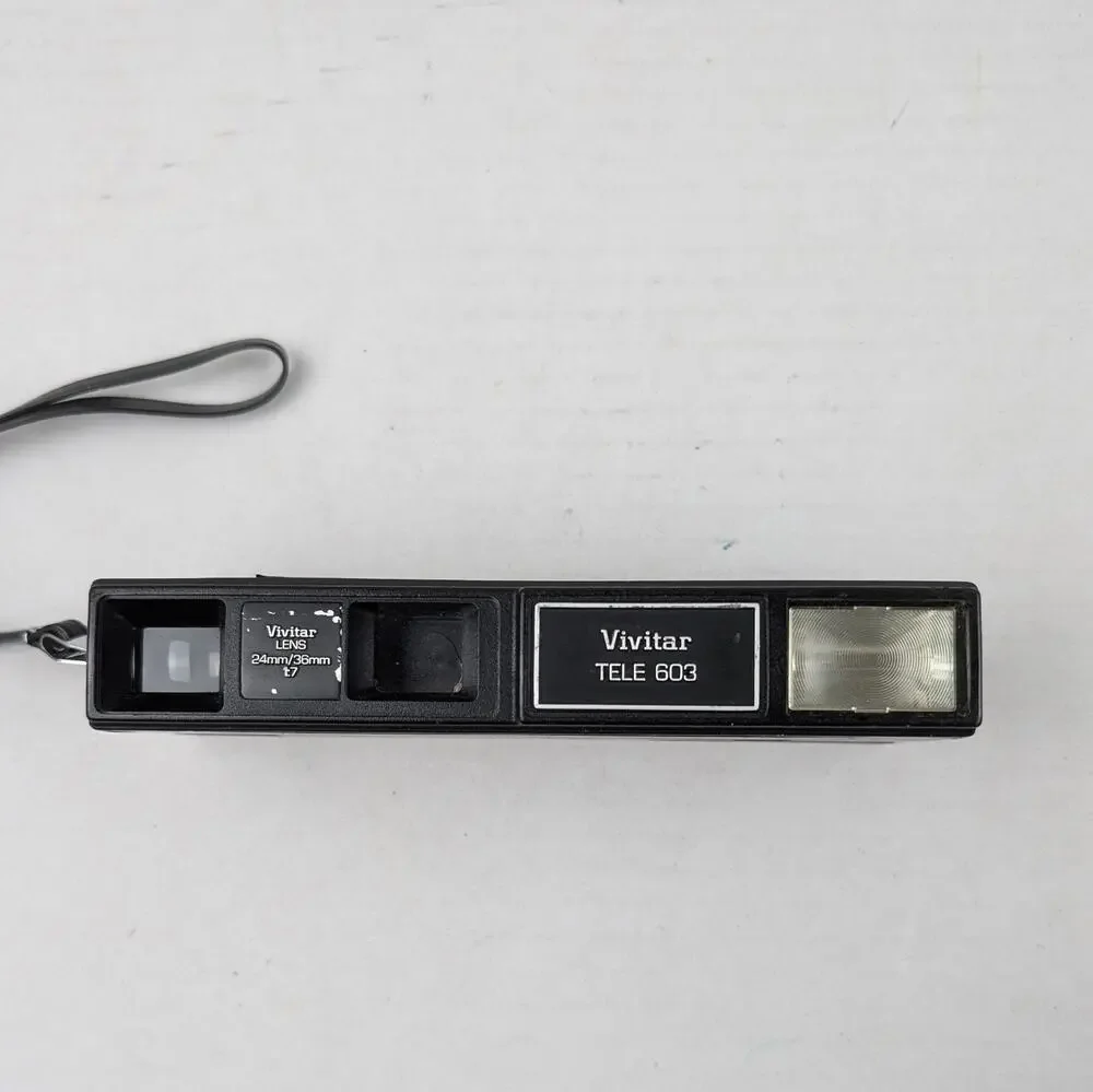 Vivitar Tele 603 35mm Film Camera Slim Point & Shoot Flash Untested